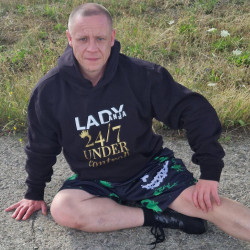 Hoodie „24/7 UNDER control“...