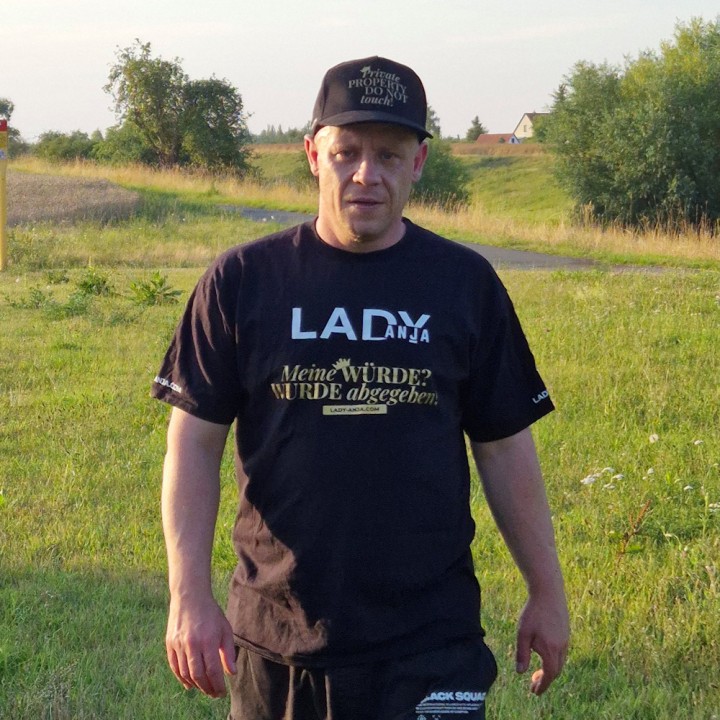 T-Shirt "My DIGNITY? SURRENDERED!" - Owned & Proud Version