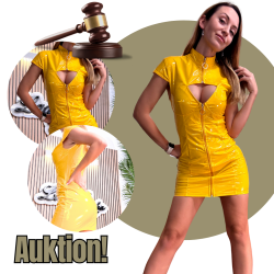 Exklusives Wetlook-Kleid in...